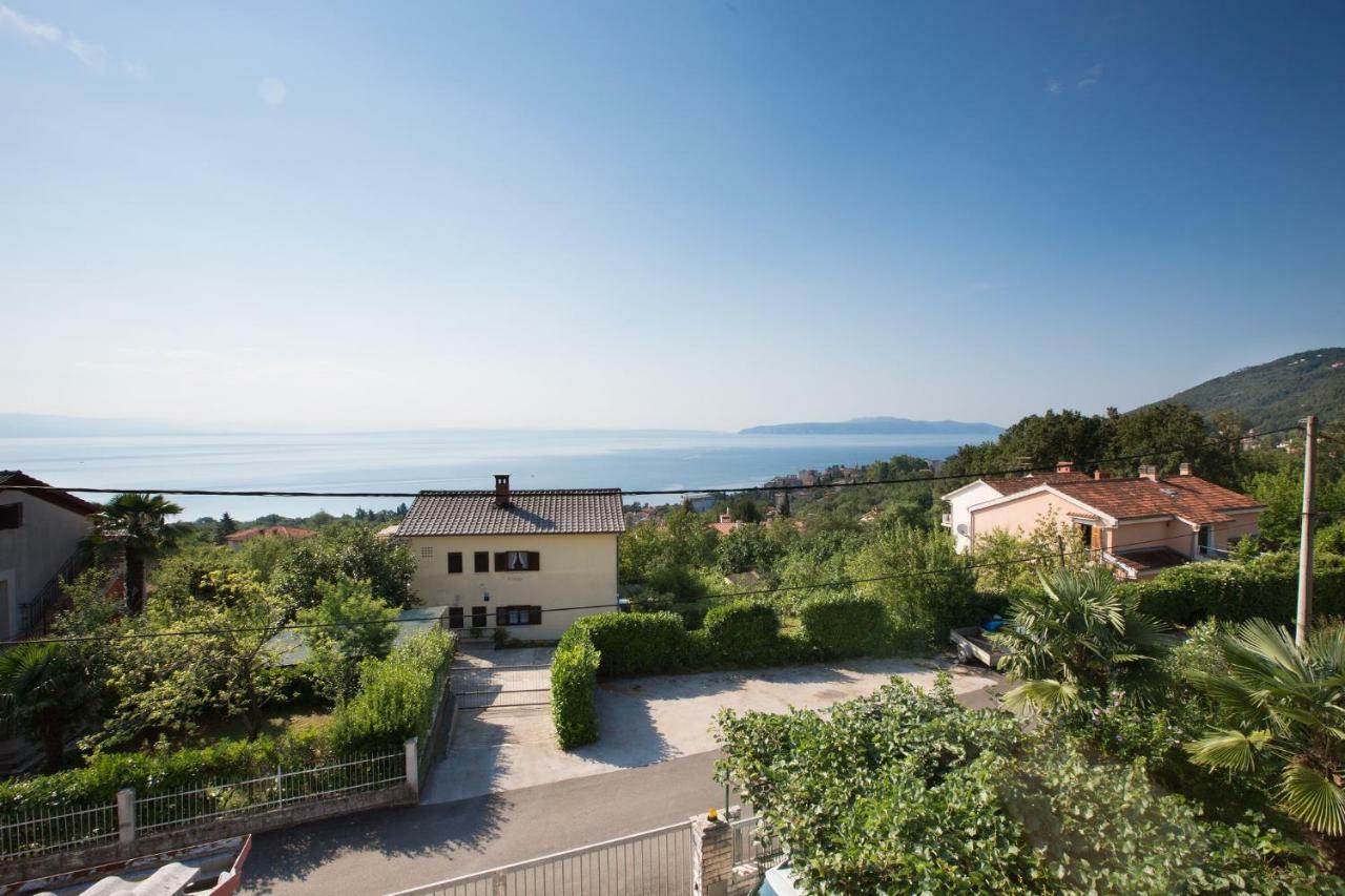 Holiday House Marica Laurana Esterno foto
