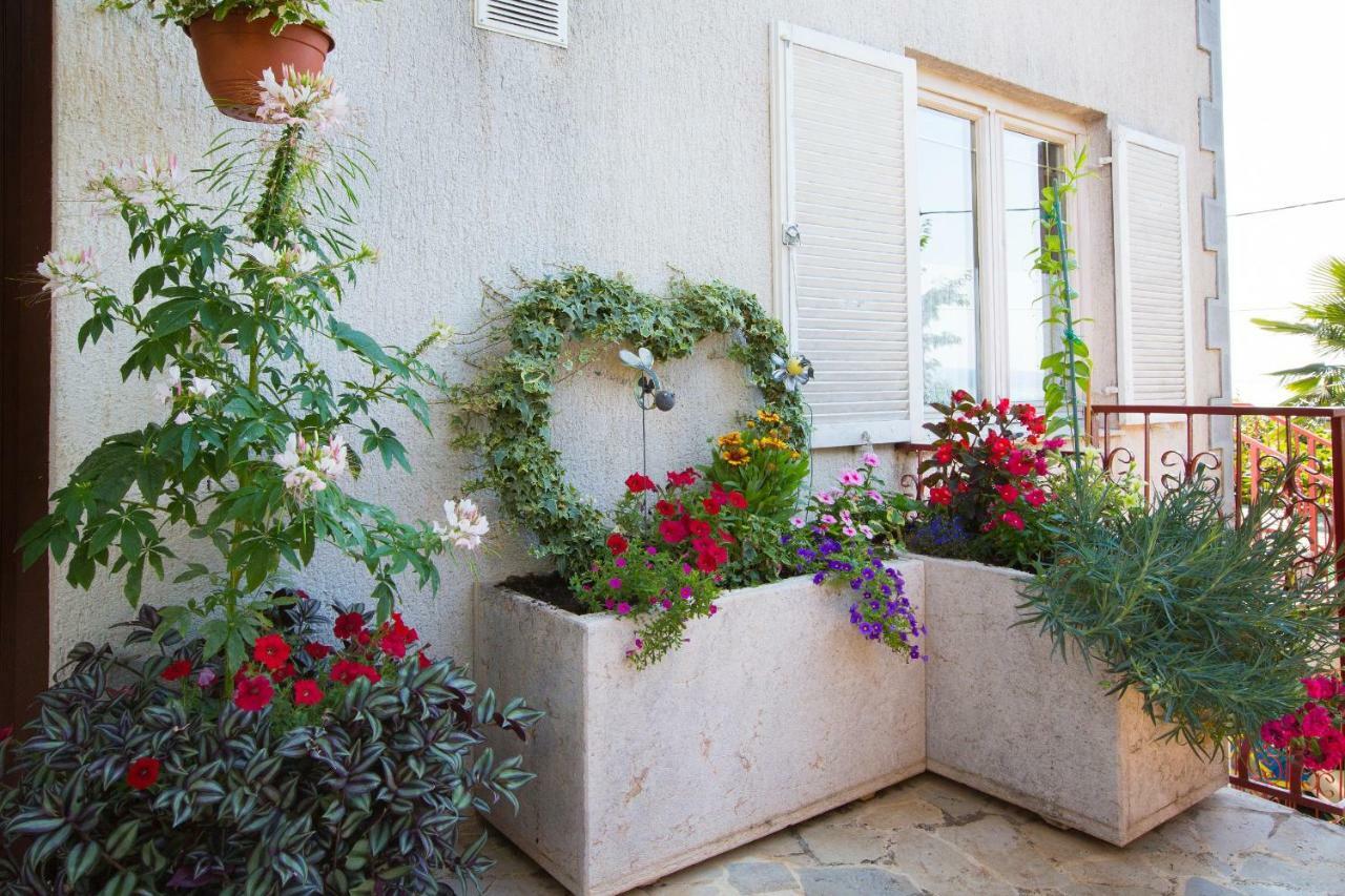 Holiday House Marica Laurana Esterno foto