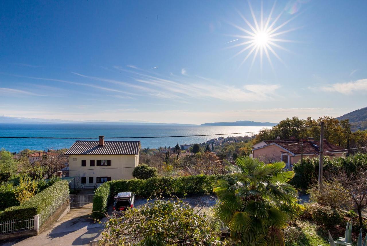 Holiday House Marica Laurana Esterno foto